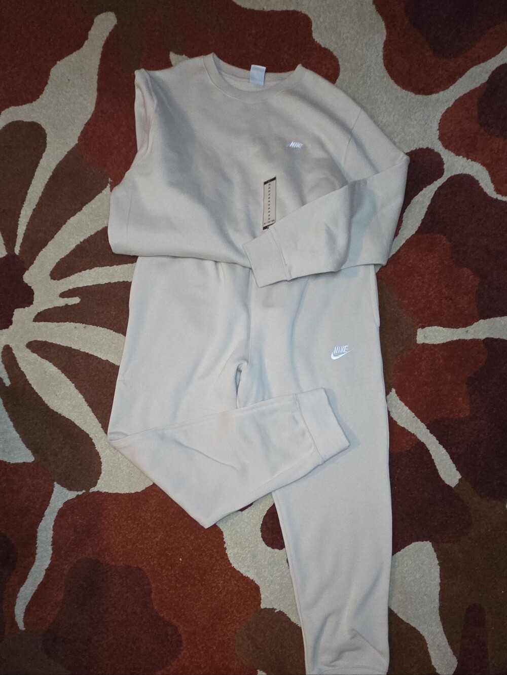 Nike Men’s Light Beige Crewneck Sweatshirt And Sweatpants